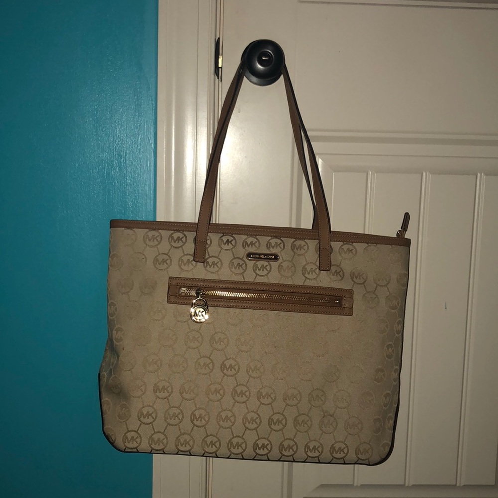 MK Tote!